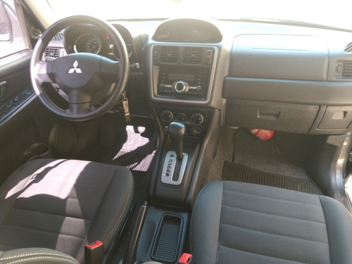 Imagem 8 de 11 de Pajero Tr4 2.0 Automática 2015 Completa