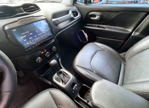 Jeep Renegade STD 1.8 4x2 Flex 16v Aut.