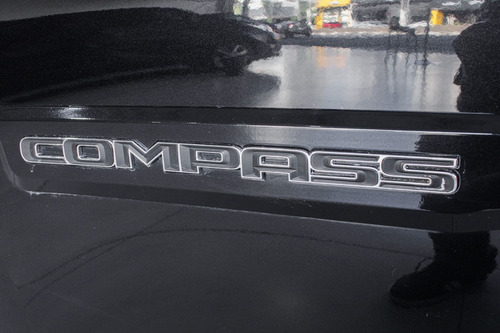 Jeep Compass LONG. T270 1.3 TB 4x2 Flex Aut.