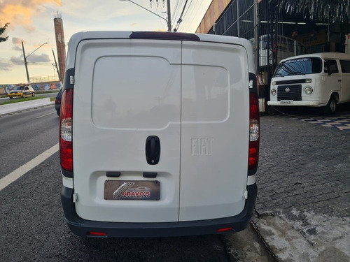 Imagem 5 de 10 de Fiat Fiorino 2021 1.4 Hard Working Flex 4p 5 Marchas