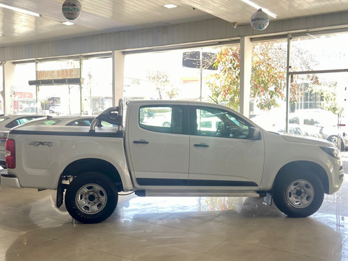 Chevrolet Picape Cabine Dupla Chevrolet S10 Cabine Dupla 2.8 CTDI LS 4WD (Cabine Dupla)