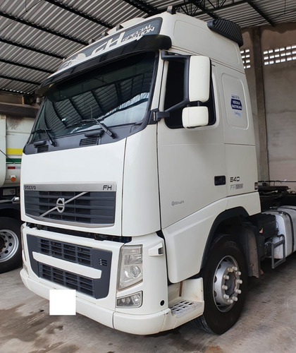 Imagem 8 de 12 de Volvo Fh 540 2015 6x4 Special Edition Automático Completo