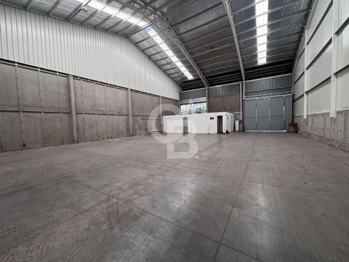 Bodega 1.000 M² Quilicura | San Ignacio, Seguridad 24/7