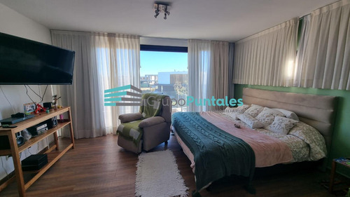 Casa En Lagos De Canning Con 4 Dormitorios Sobre Gran Lote De 940 M2