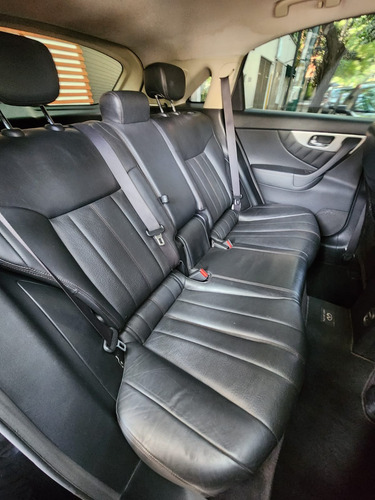 Infiniti QX70 Seduction 3.7l AT ABS AWD