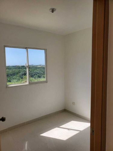 Apartamento Nuevo De Dos Niveles, Ciudad Juan Bosch, Sto. Dgo. Este