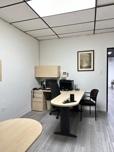 Venta De Edificio Comercial En La Urbina Mcpio Sucre, Caracas Iv
