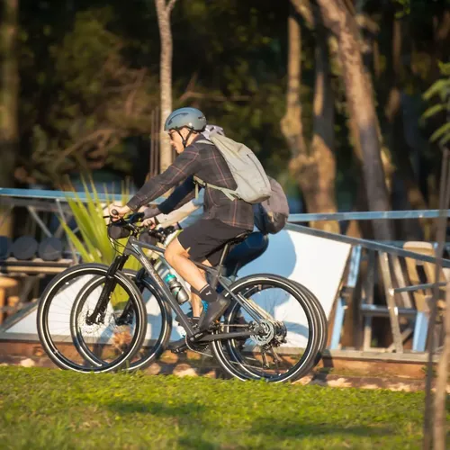 Bicicleta Urbana Sense Reactiv Pro 2027 700c Shimano 18v