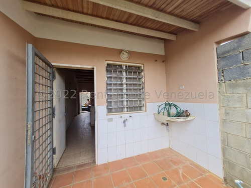 Imagen 26 de 30 de Casa En Venta En La Piedad Cabudare Lara, Conjunto Privado Con Vigilancia Las 24 Horas Del Dia, Numero De Contacto Teléfono: (0.4.2.4.5.9.3.7.5.4.2), Rent-a-house Centro Occidente Mls Código: 22-24898