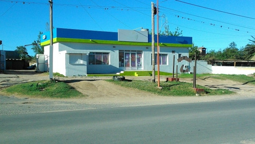 Imagen 1 de 10 de Vendo Local Y Galpones Con Renta