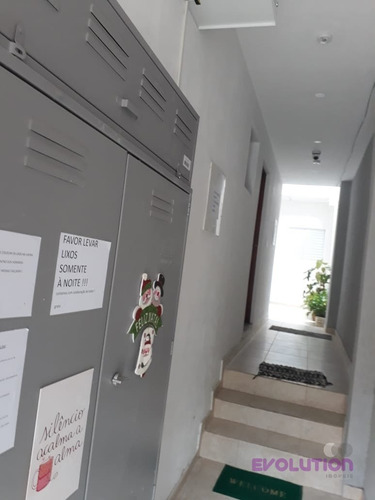 Kitnet / Conjugado Para Alugar Na Liberdade - São Paulo - 2777
