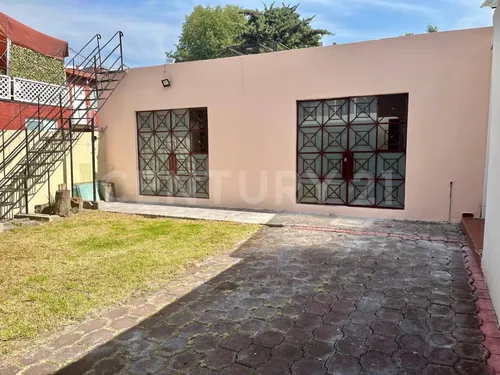 Casa De Una Sola Planta, A 2 Calles De Pacifico Y Miguel Angel De Quevedo