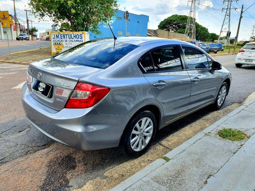 Honda Civic 1.8 Lxs 16v Flex 4p Automático