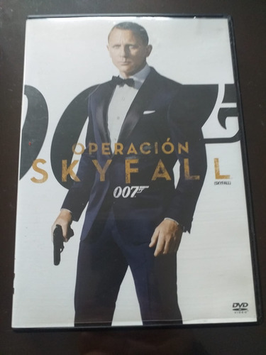 Pelicula Operacion Skyfall James Bond