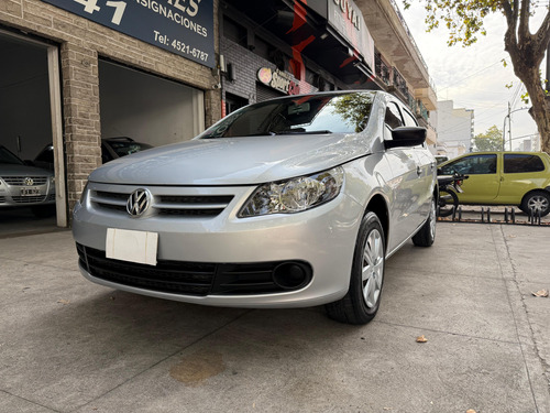 Volkswagen Voyage 1.6 Comfortline 101cv