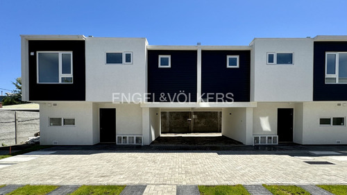 Condominio De Casas En Chiguayante