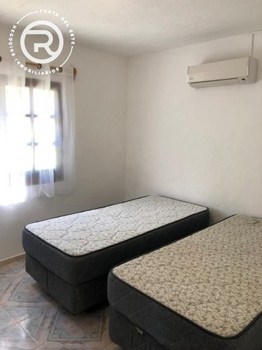 Casa En Venta En El Tesoro - Prop. Id: 5478