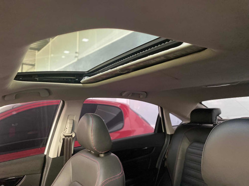 Imagen 8 de 9 de Dongfeng S50 Automatico