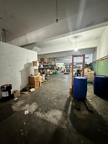 Alquiler - La Tablada - Galpon 450 M2 - Oficina En Planta Alta - Trifasica - Zona Industrial