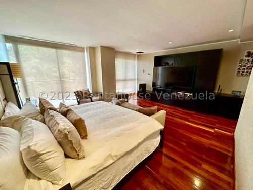 Apartamento Penthouse Con Piscina En Venta En La Lagunita Caracas