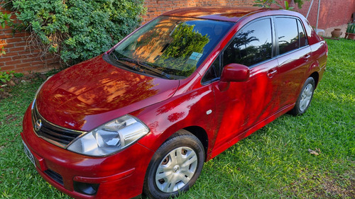 Nissan Tiida 1.8 Visia