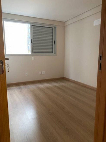 Imagem 4 de 17 de Apto Santo Agostinho | 4 Quartos | 133 M² | Cond: R$1600.00 | 4 Vagas - Fbrmwx