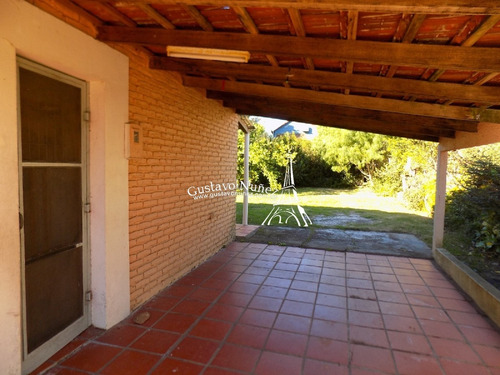 Casa En El Balneario Las Flores- Ref: 3013