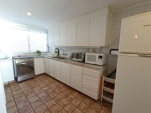 Imagen 14 de 30 de Venta Apartamento 3 Dormitorios En Suite Mas Dependencia Vista Al Mar Punta Del Este