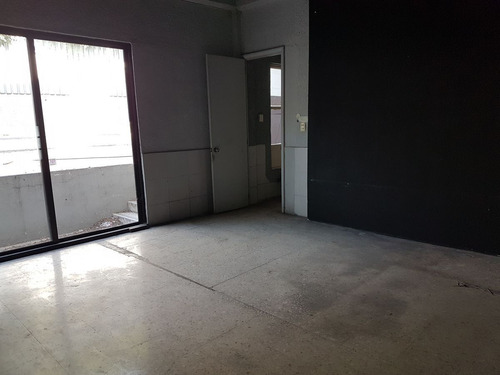 Bodega Industrial, Comercial Con Oficinas En Atizapán