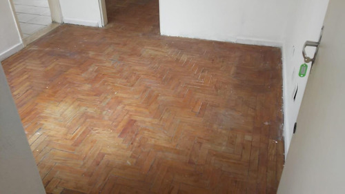 Imagem 4 de 15 de Apartamento Com 1 Dormitorio Na Conselheiro Nebias - 21690