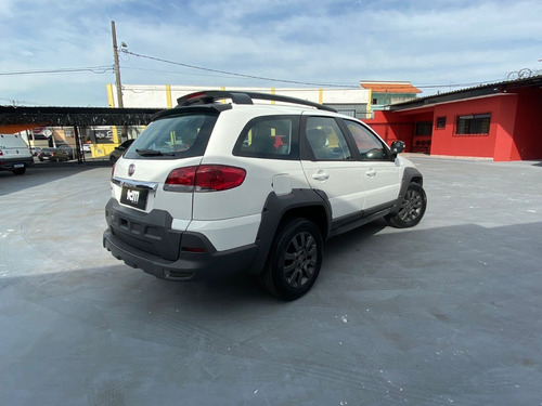 Imagem 9 de 10 de Fiat Palio Weekend Adventure 1.8 Flex