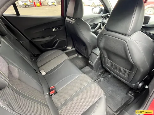 Peugeot 2008 Gt Line 1.2cc At Aa 4x2