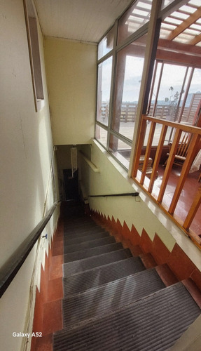 Venta Casa Con Local, Ideal Para Hostal , Cerro Merced Valp.