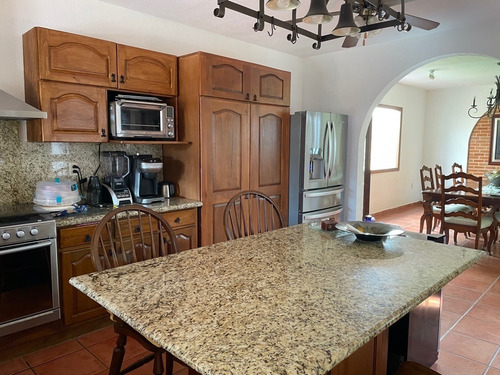 Casa En Venta De Un Piso En Juriquilla