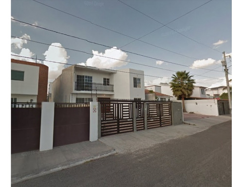 Casa En Remate En Santa Rosa Jáuregui, F-676