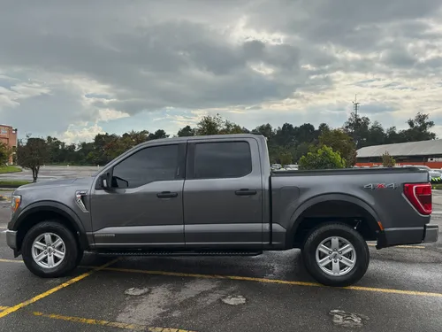 Ford F150 (14) Xlt Hybrid At 3500cc 4x4