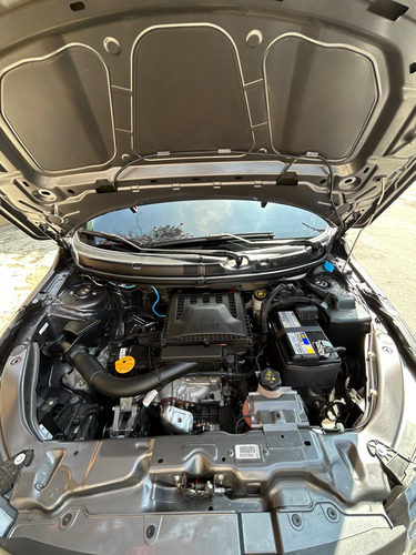 Fiat Cronos 1.3 Drive Flex 4p