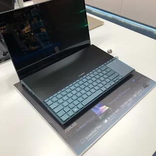 Asus Zenbook Ux581lv-h2014t