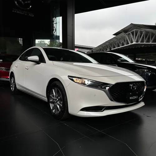 Mazda 3 Touring Mhev 2026
