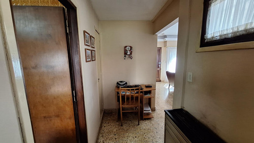 Casa En Miramar A Mts De La Peatonal. Zona 4