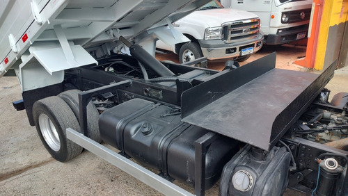 Volkswagen 10-160 Modelo 2014 Com Caçamba