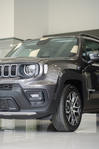 Imagen 2 de 8 de Renegade Sport 1.8l Mt5 4x2 My23