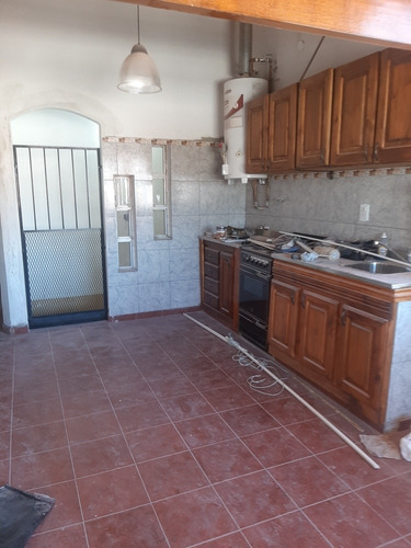 Departamento En Venta De 3 Ambientes En 1°piso Ubicado En San Justo