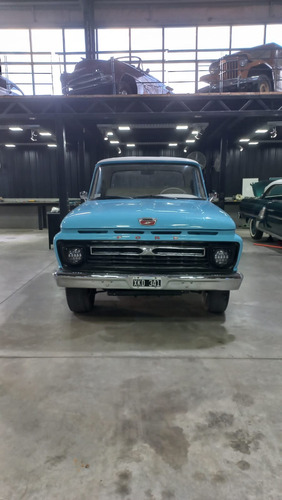 Ford F-100 4.2 V8