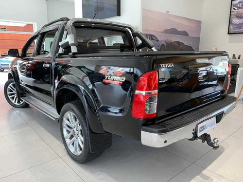 Toyota Hilux Cd 4x4 Srv 3.0 Tb