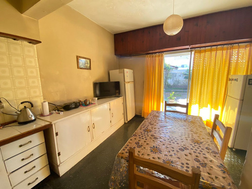 Imagen 9 de 25 de Venta Casa Quilmes Oeste 3 Amb Jardin Y Cochera