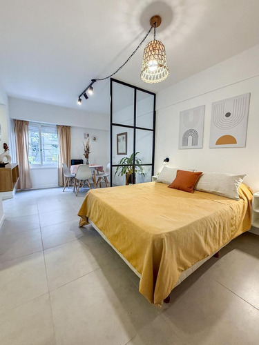 Departamento En Venta, 1 Ambiente. Zona Guemes
