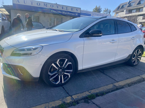 Volvo V40 T5 Awd Plus