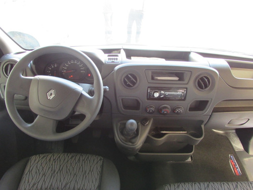 Imagem 13 de 14 de Renault Master Executiva L3h2 Prata