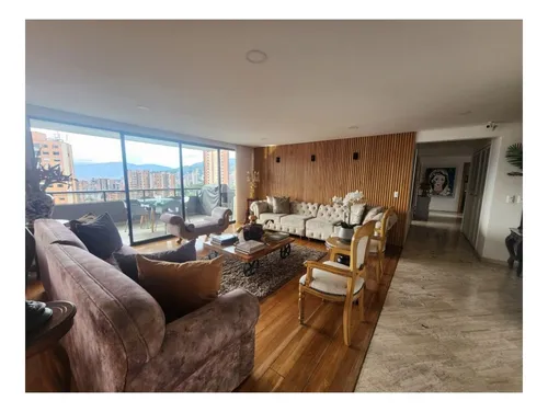 Apartamento En El Poblado Sector Los Balsos